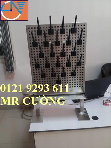 Giá treo dụng cụ thí nghiệm để bàn
